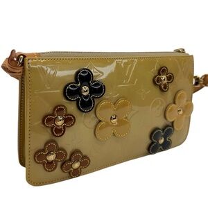 Authentic Limited Edition Louis Vuitton Vernis Flower Lexington Pouchette